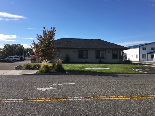 2381 Robertson Dr, Richland, WA en alquiler - Foto del edificio - Imagen 2 de 8