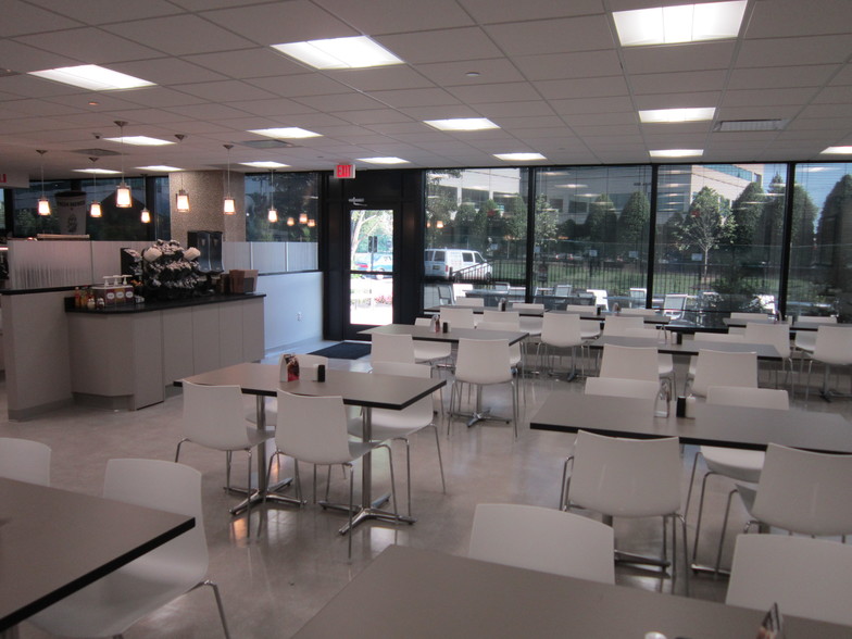 90 Woodbridge Center Dr, Woodbridge, NJ en alquiler - Foto del interior - Imagen 2 de 12