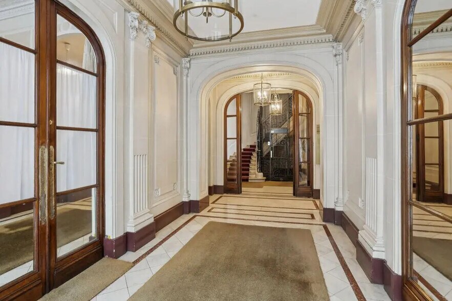 1-3 Rue De Penthièvre, Paris en alquiler - Foto del edificio - Imagen 2 de 13