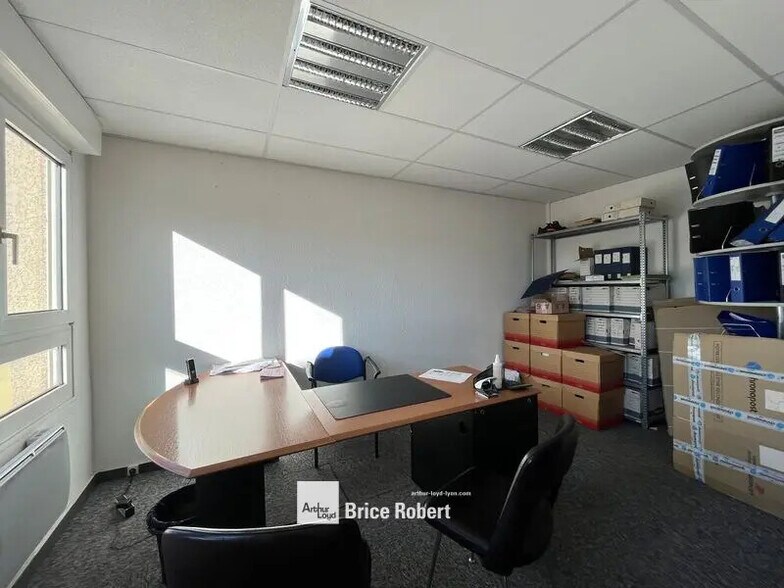Oficina en Vénissieux en alquiler - Foto del edificio - Imagen 3 de 6