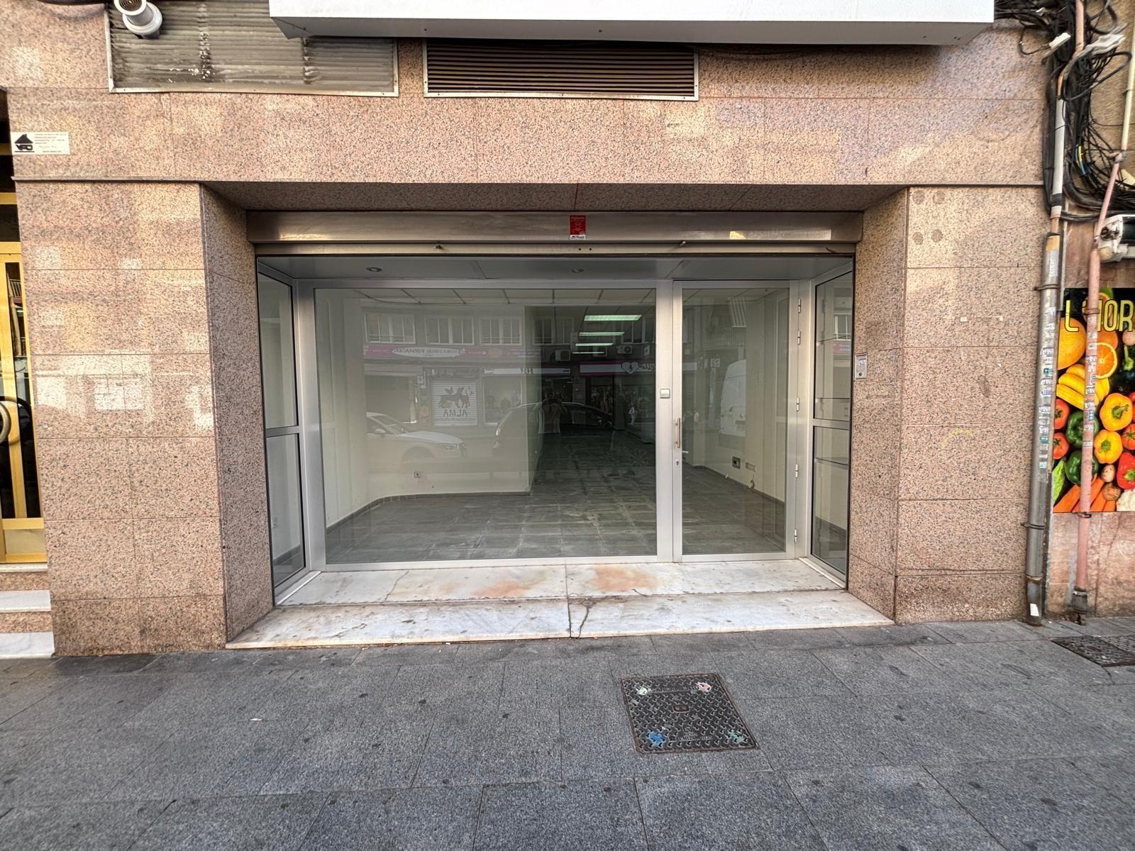 Local en Elche en alquiler Foto del edificio- Imagen 1 de 14