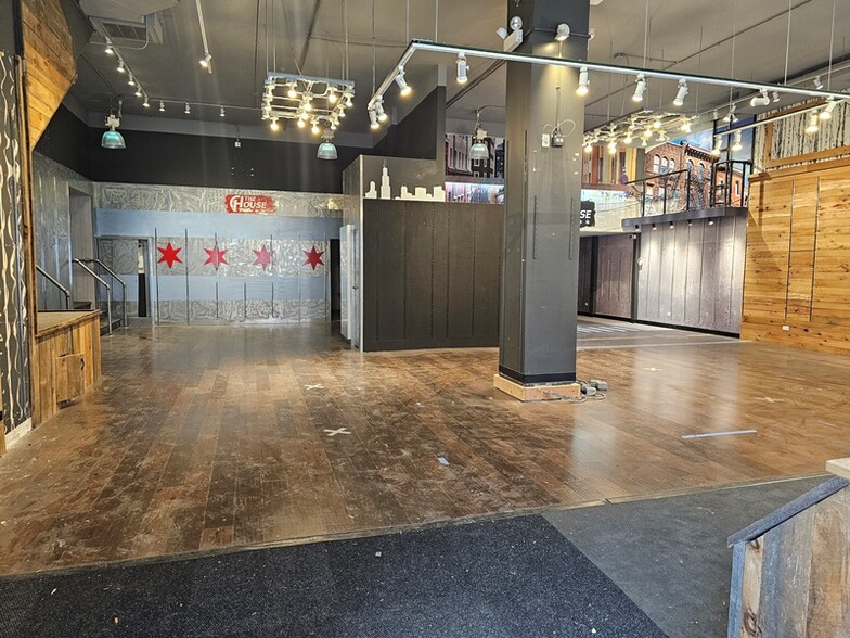 3319 N Clark St, Chicago, IL en alquiler - Foto del interior - Imagen 3 de 14