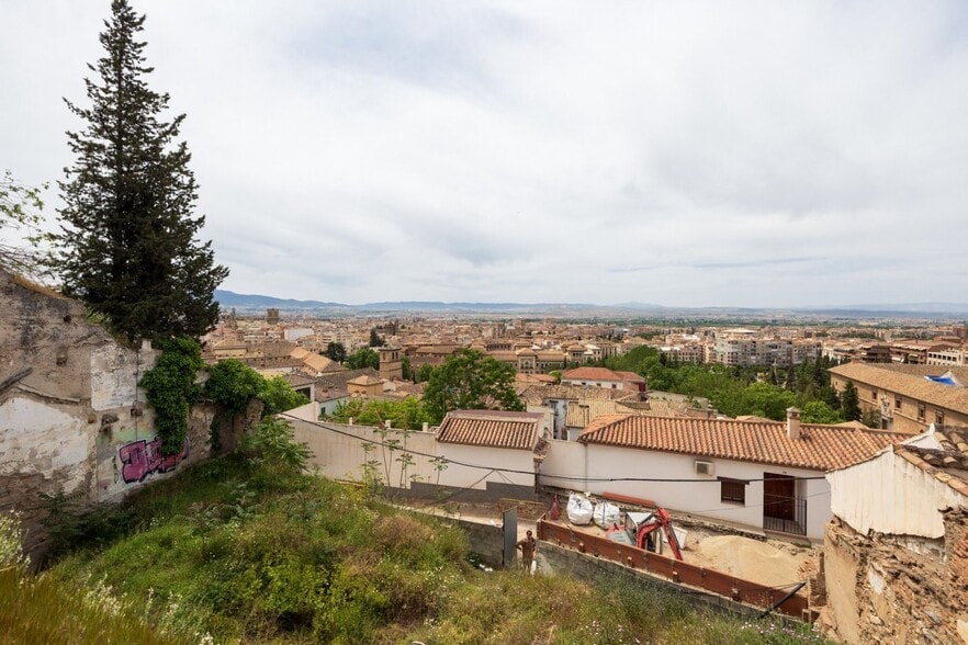 Terreno en Granada, Granada en venta - Foto del edificio - Imagen 3 de 36