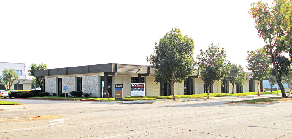 5900 S Eastern Ave, Commerce, CA en alquiler - Foto del edificio - Imagen 1 de 15