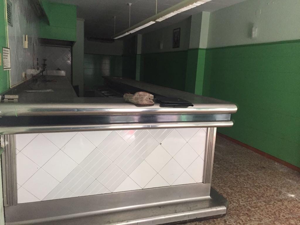 Montcada i Reixac, BAR 08110 - Unidad - -  - Foto del interior - Image 1 of 8