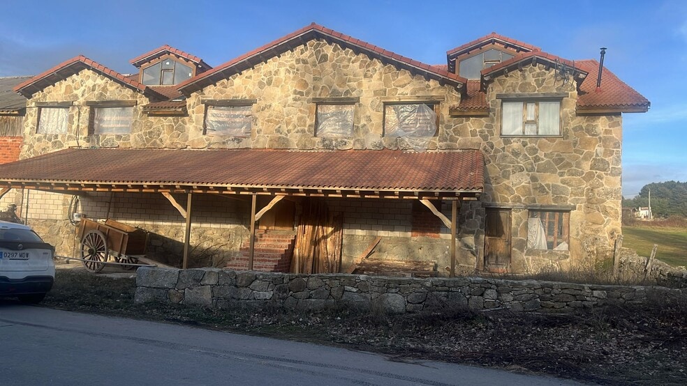 Carretera Venta del Obispo, S/N, Navarredonda de Gredos, Ávila en venta - Foto principal - Imagen 1 de 6