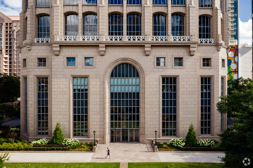 1201 W Peachtree St NW, Atlanta, GA en alquiler - Foto del edificio - Imagen 3 de 20