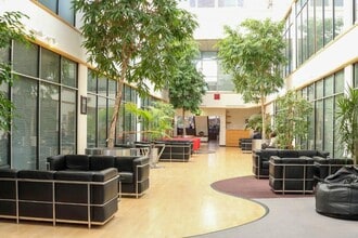 4 Curtis Rd, Dorking en alquiler Foto del interior- Imagen 2 de 7