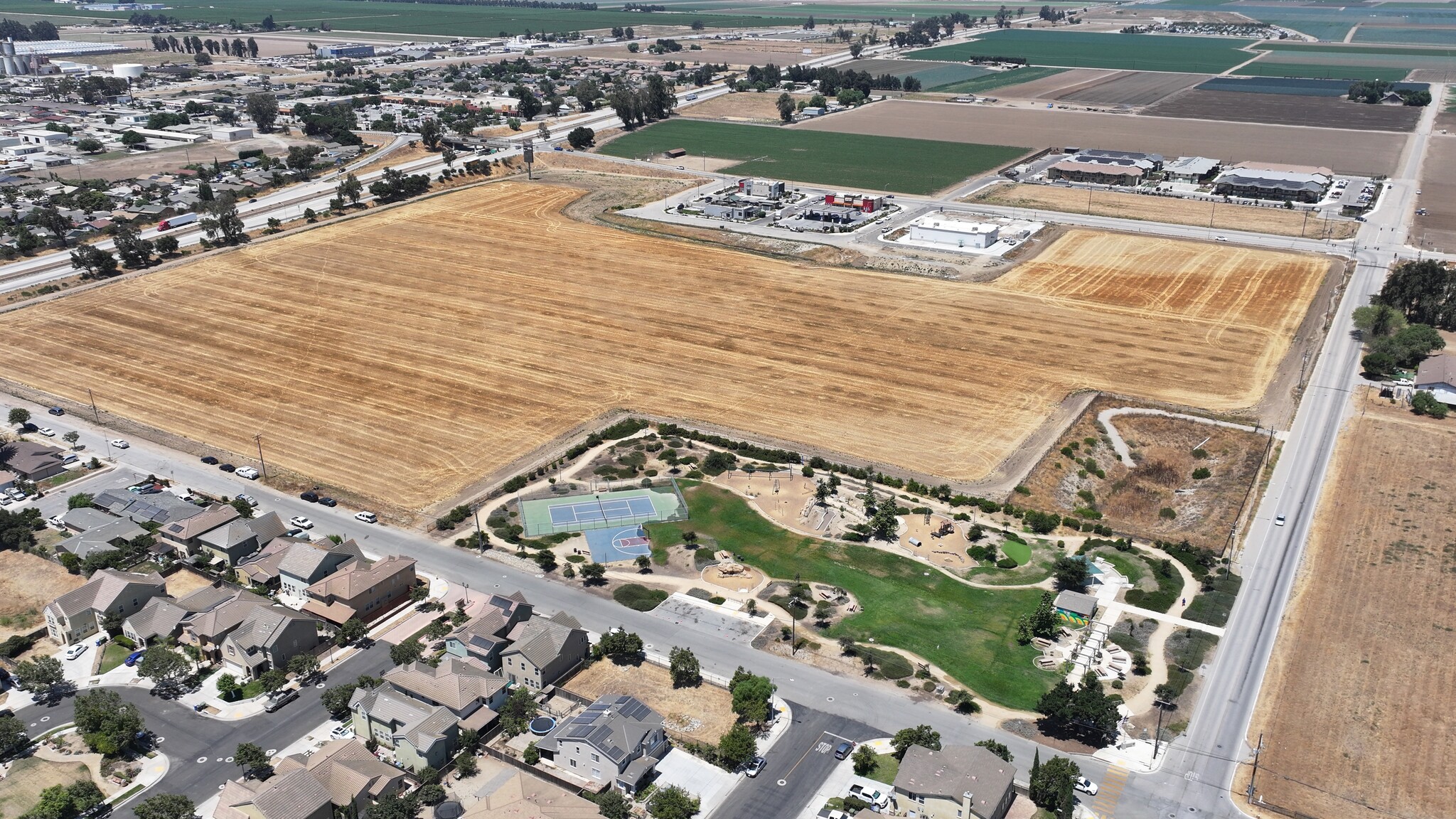 Walnut Ave, And 3rd Street, Greenfield, CA en venta Foto del edificio- Imagen 1 de 45