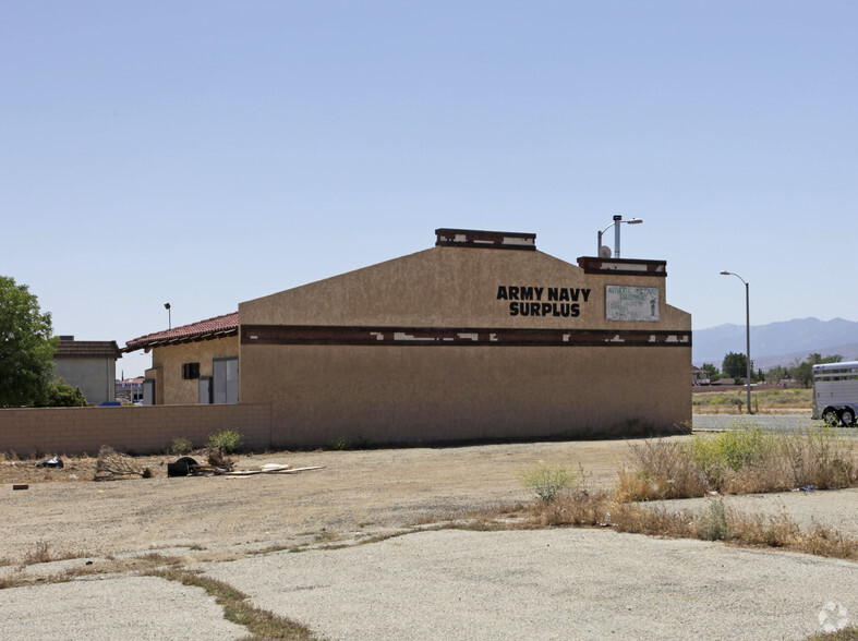 1249 Palmdale Blvd, Palmdale, CA en alquiler - Foto del edificio - Imagen 2 de 5