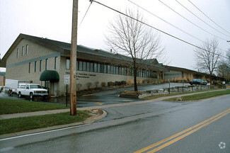 Más detalles para 1900-1940 Craigshire Rd, Saint Louis, MO - Nave en alquiler