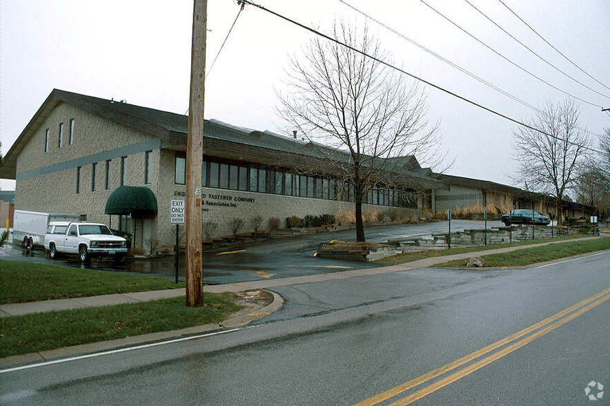 1900-1940 Craigshire Rd, Saint Louis, MO en alquiler - Foto principal - Imagen 1 de 4