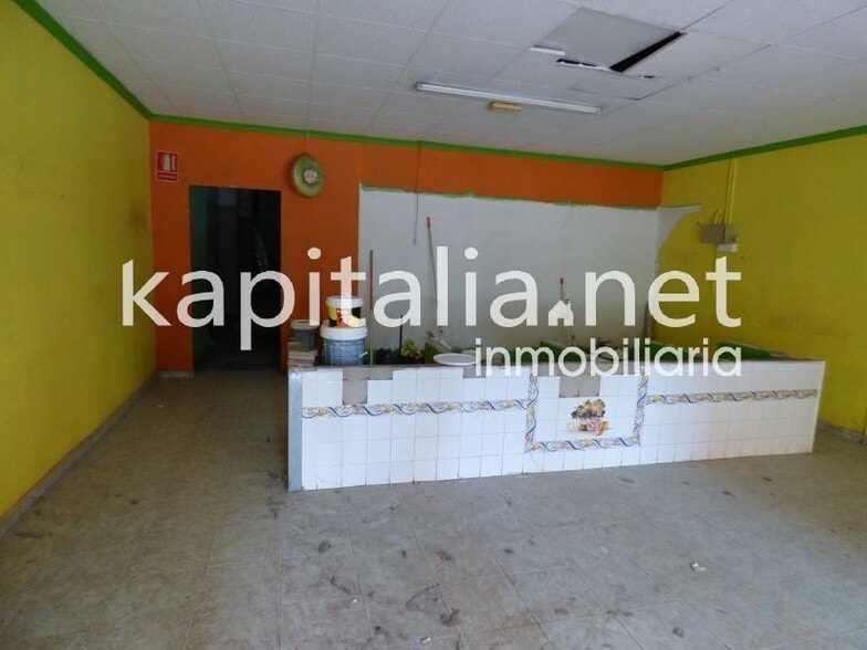 Local en Ontinyent, Valencia en venta - Foto del edificio - Imagen 2 de 4