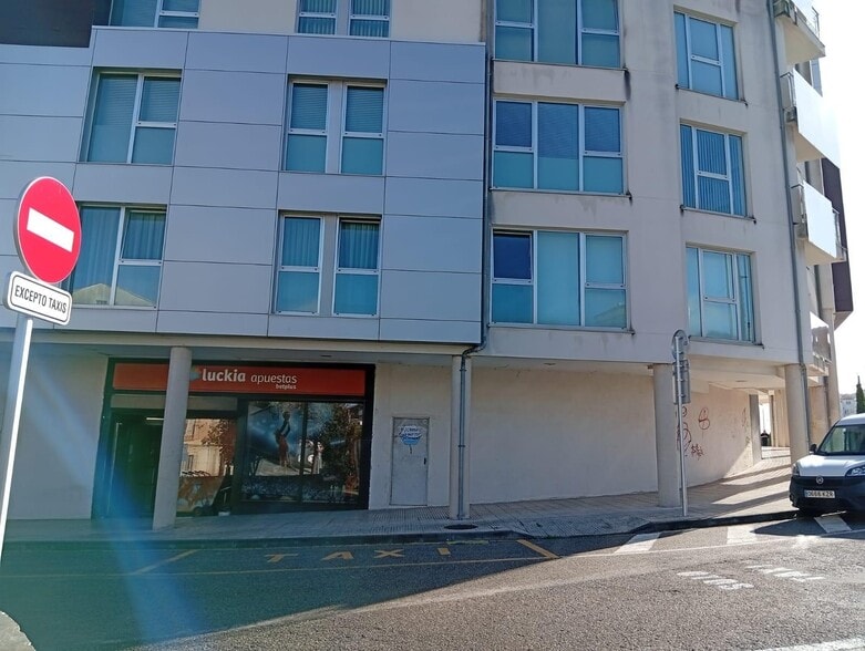 Rúa Do Mariñeiro, 3, Burela, Lugo en venta - Foto del edificio - Imagen 2 de 45