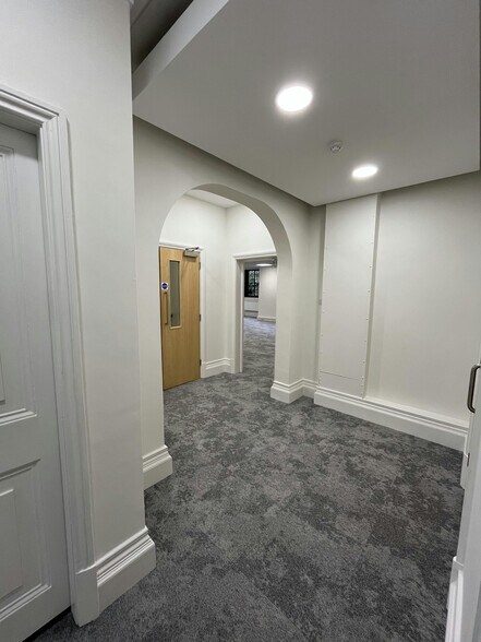 75-76 Francis Rd, Birmingham en alquiler - Foto del edificio - Imagen 3 de 13