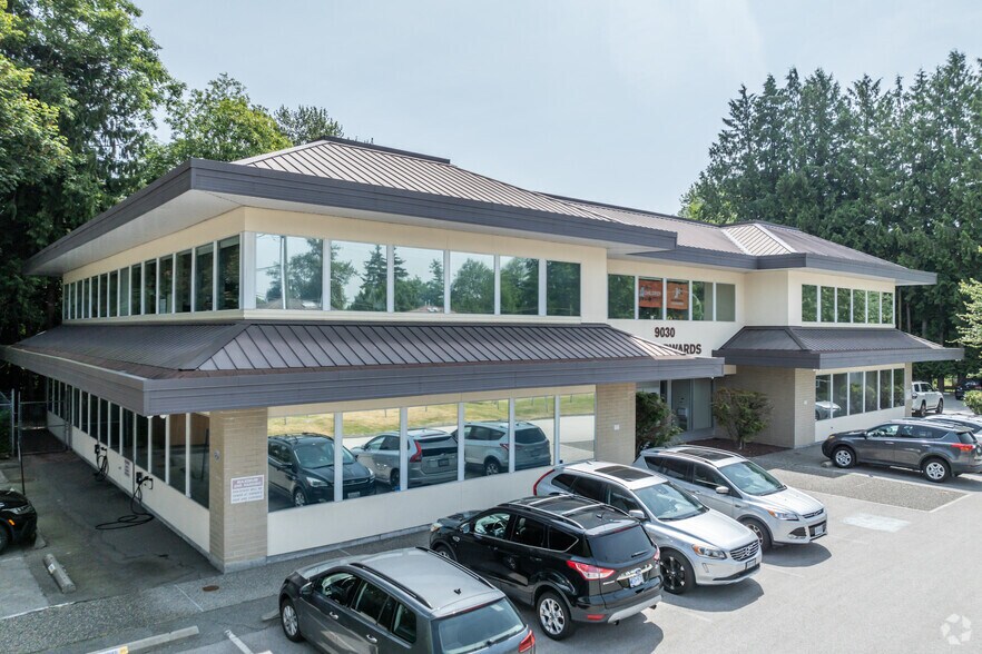 9030 King George Blvd, Surrey, BC en venta - Foto del edificio - Imagen 1 de 1