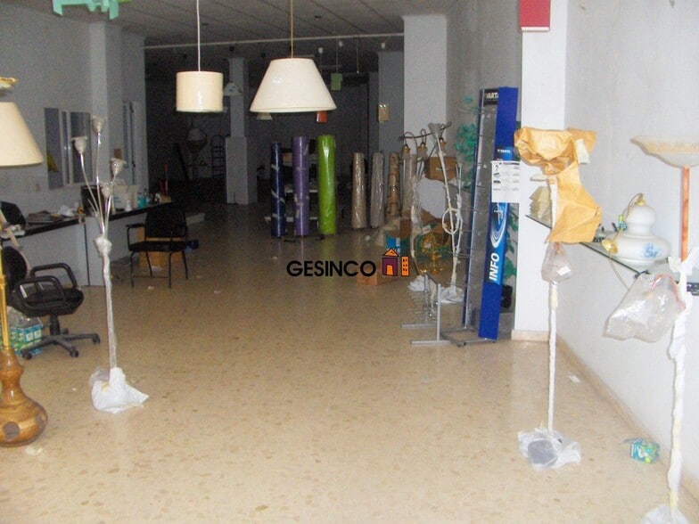 Local en Ontinyent, Valencia en venta - Foto del edificio - Imagen 3 de 6