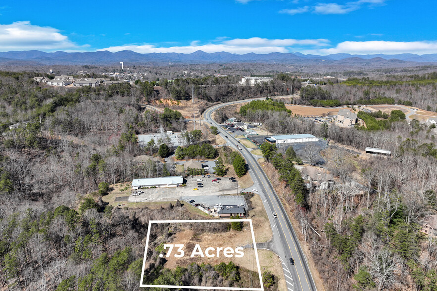 1392 Chestatee Street, Dahlonega, GA en venta - Foto principal - Imagen 1 de 14