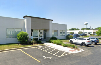 22285-200 Pepper Rd, Lake Barrington, IL en alquiler Foto del edificio- Imagen 1 de 2