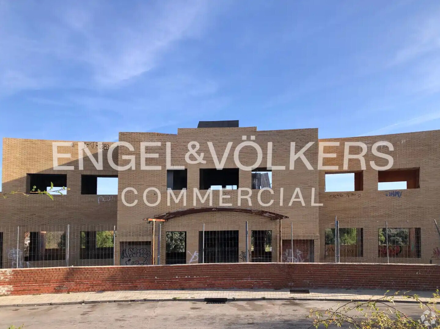 Local en Las Rozas de Madrid, Madrid en venta Foto principal- Imagen 1 de 1