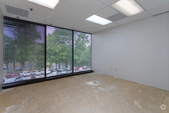 3300 Battleground Ave, Greensboro, NC en alquiler Foto del interior- Imagen 2 de 6