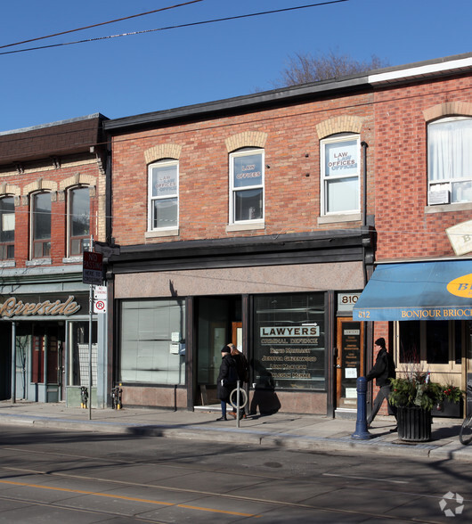 810 Queen St E, Toronto, ON en alquiler - Foto del edificio - Imagen 2 de 3