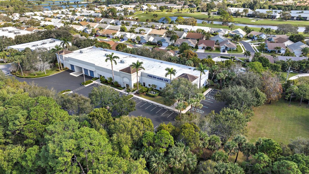 1838 Park Ln S, Jupiter, FL en venta - Foto del edificio - Imagen 2 de 49