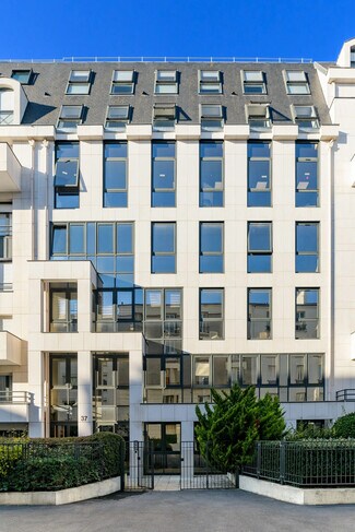 Más detalles de 37 Rue Adam Ledoux, Courbevoie - Oficina en venta