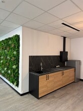 6-8 Rue Eugène Et Armand Peugeot, Rueil-Malmaison en venta Foto del interior- Imagen 1 de 5