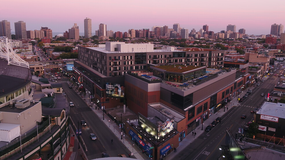 1027 W Addison St, Chicago, IL en alquiler - Foto del edificio - Imagen 1 de 10