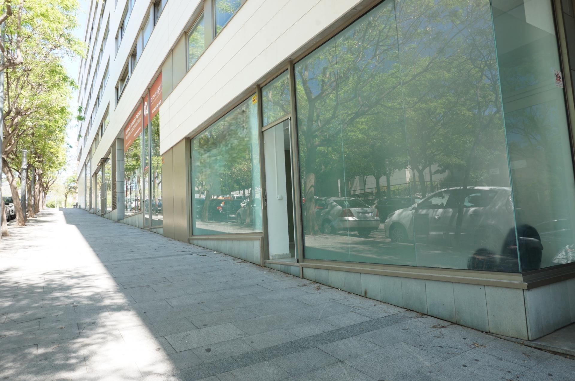Edificio residencial en L'Hospitalet de Llobregat, Barcelona en venta Foto del interior- Imagen 1 de 3