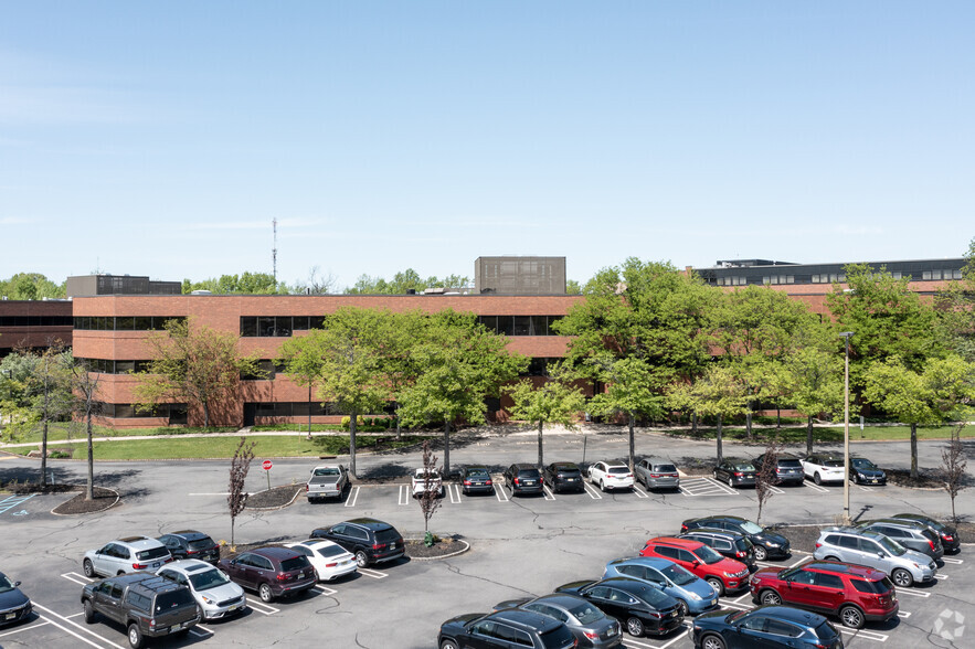 2025 Lincoln Hwy, Edison, NJ en alquiler - Foto del edificio - Imagen 3 de 6