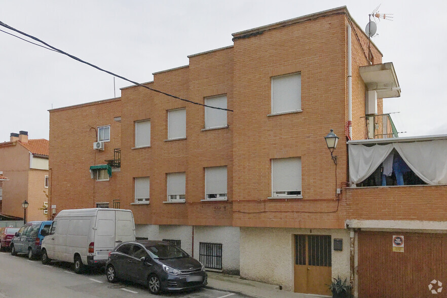 Calle Cerca Palomar, 1, San Agustín del Guadalix, Madrid en alquiler - Foto del edificio - Imagen 1 de 2