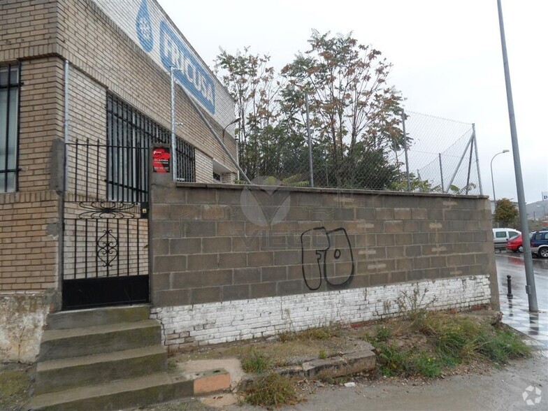 Naves en Cuenca, CUE en venta - Foto del edificio - Imagen 2 de 7