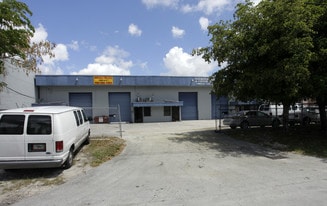 7781-7787 NW 56th St, Miami FL - Inmueble