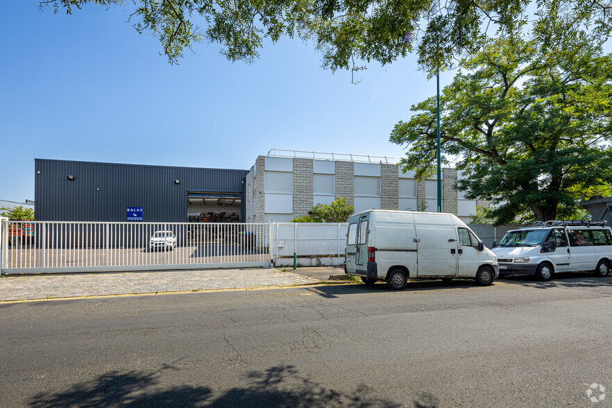 Rue Thomas Edison, Gennevilliers en alquiler - Foto del edificio - Imagen 2 de 2