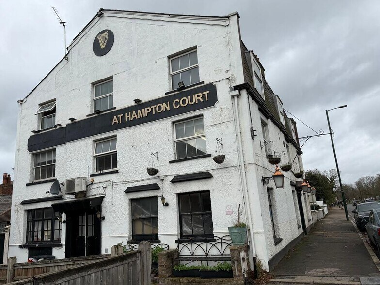 Hampton Court Rd, East Molesey en alquiler - Foto del edificio - Imagen 1 de 3