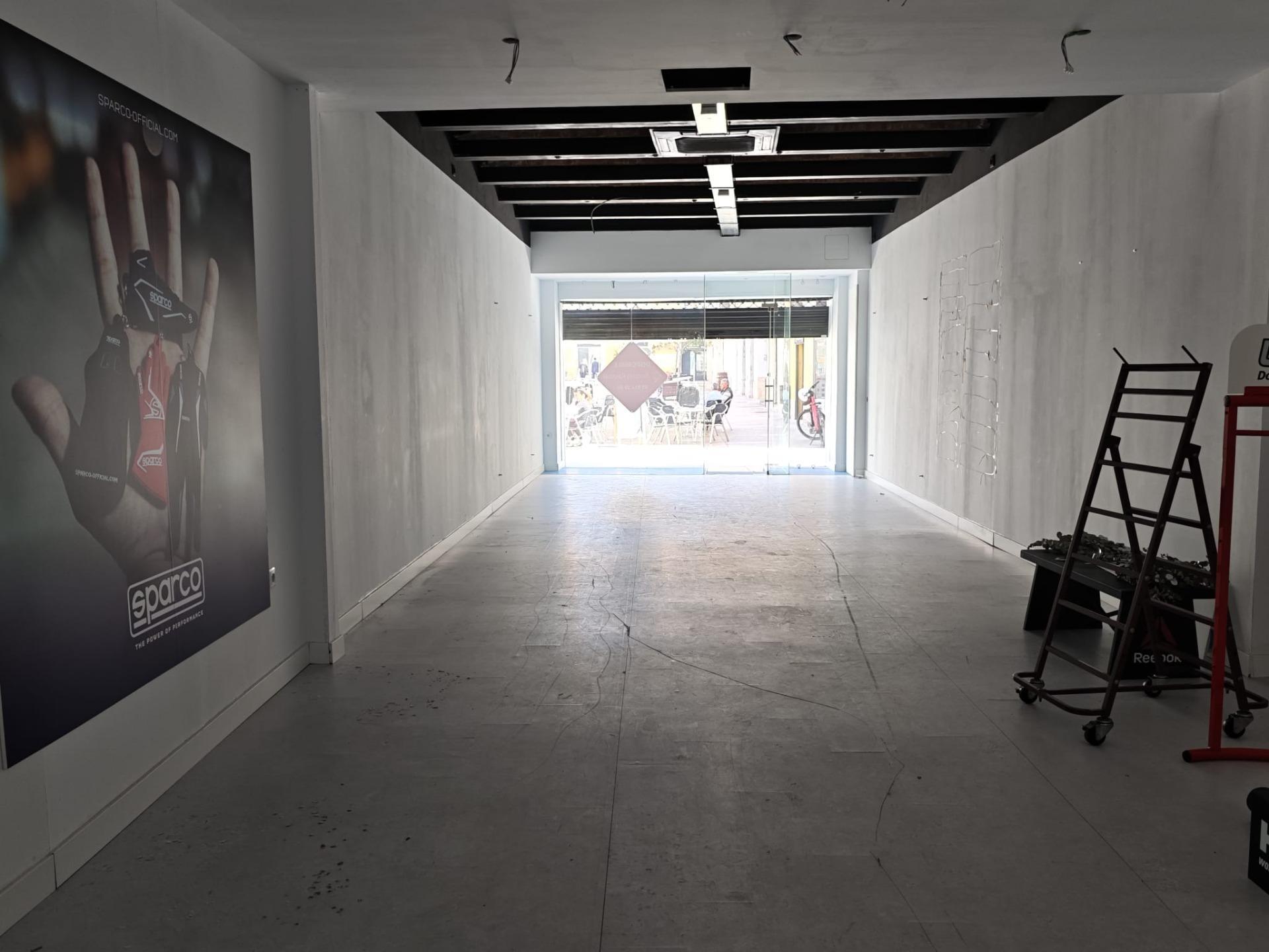 Local en Vilanova i la Geltrú, Barcelona en alquiler Foto principal- Imagen 1 de 2