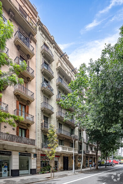 Local en Barcelona, Barcelona en alquiler - Foto principal - Imagen 1 de 2