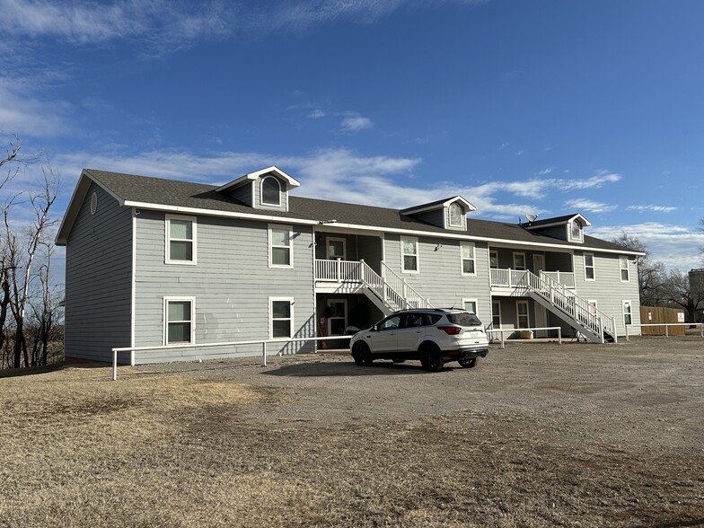 101 S 6th St, Pond Creek, OK en venta - Foto del edificio - Imagen 3 de 8