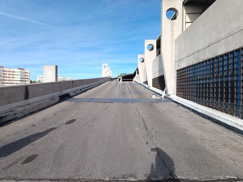 Nave en Madrid, Madrid en venta - Foto del edificio - Imagen 2 de 24