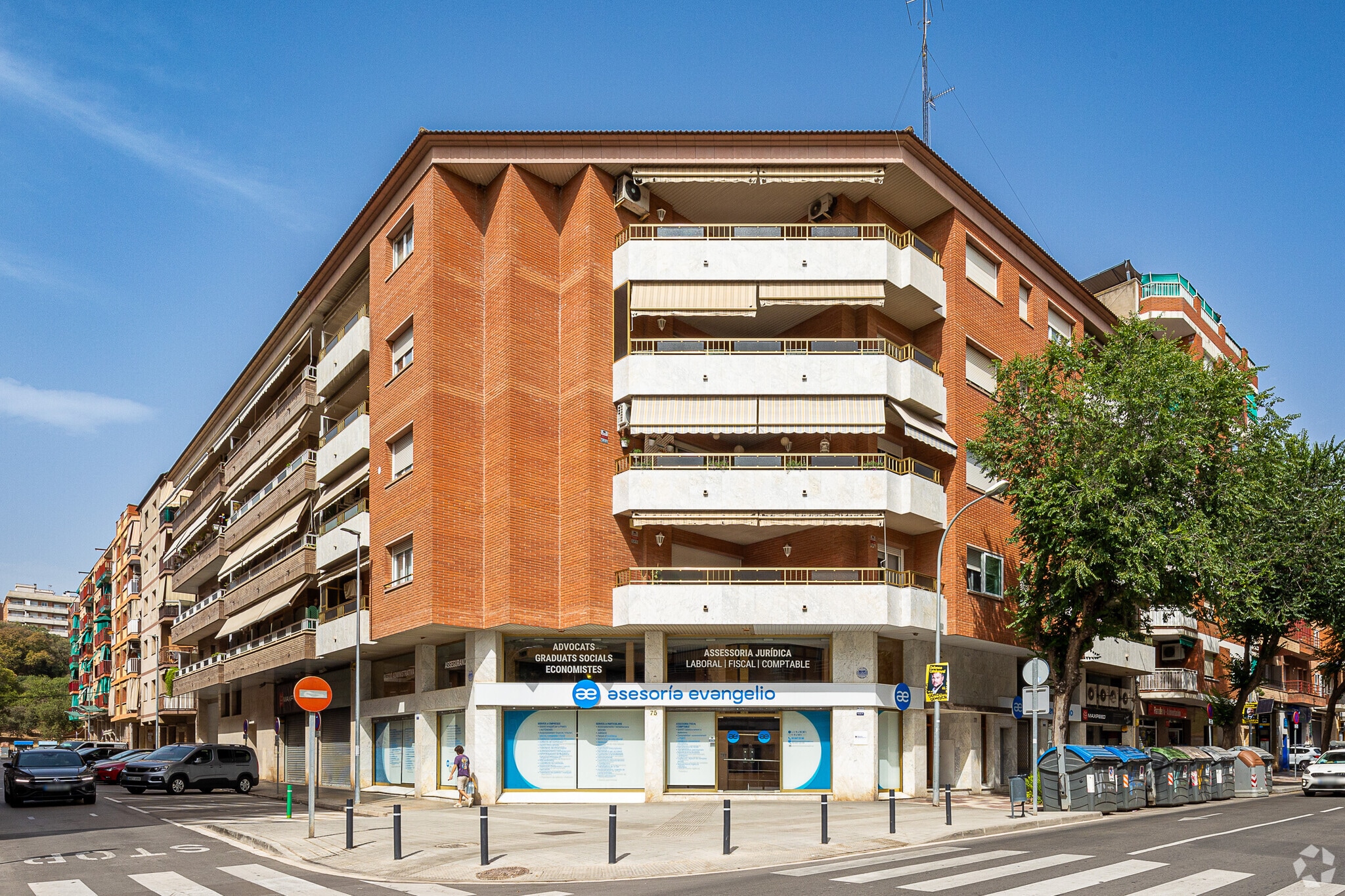 Edificio residencial en Viladecans, Barcelona en venta Foto principal- Imagen 1 de 3