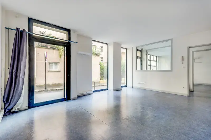 Edificio residencial en Paris en venta - Foto del interior - Imagen 2 de 6