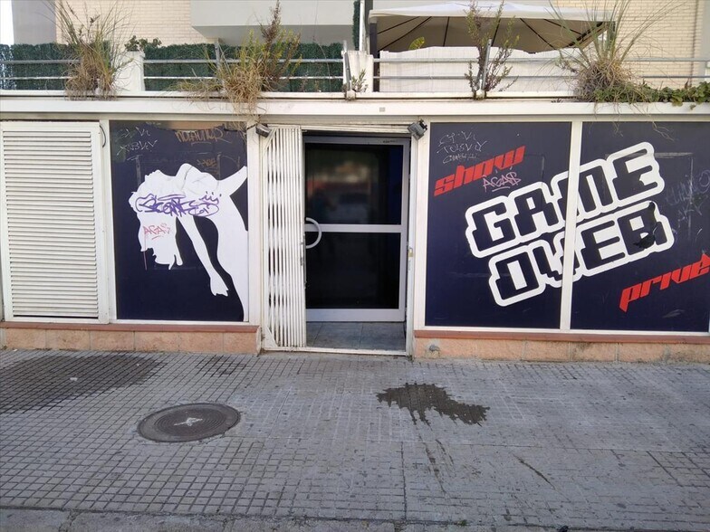 Local en Gandia en venta - Foto del edificio - Imagen 3 de 12