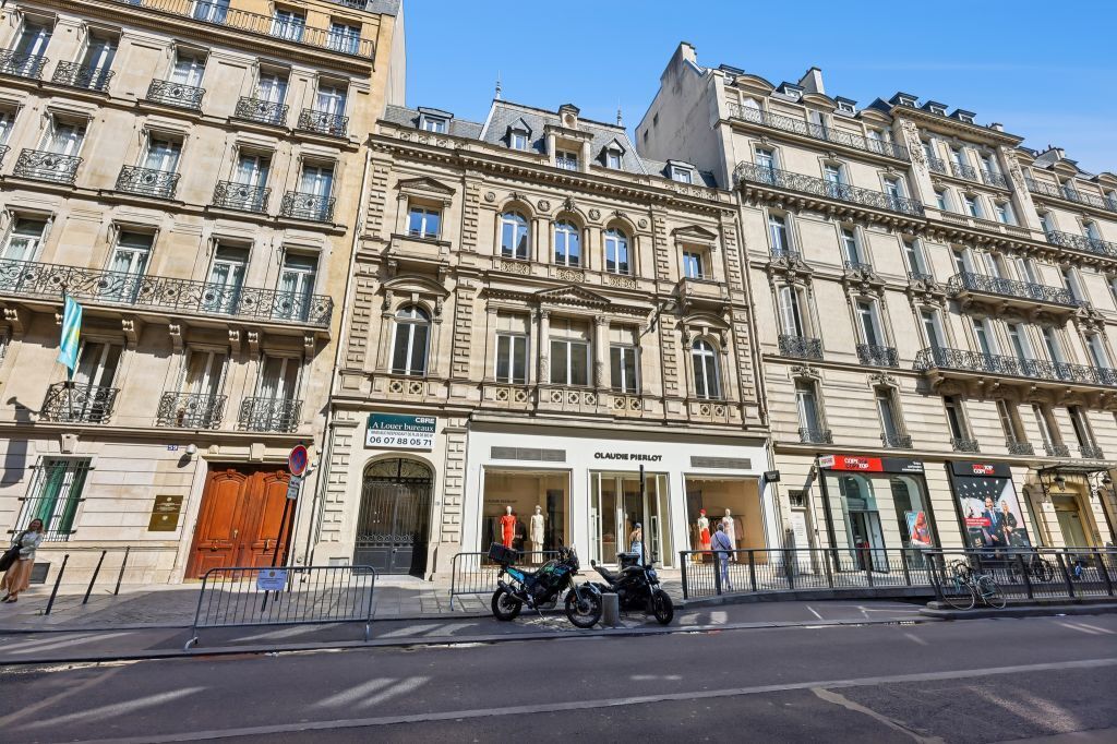 61 Rue Pierre Charron, Paris en alquiler Foto del edificio- Imagen 1 de 10