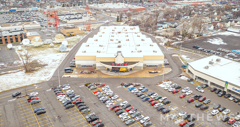 2001 Elmwood Ave, Buffalo, NY en venta - Foto del edificio - Imagen 1 de 3