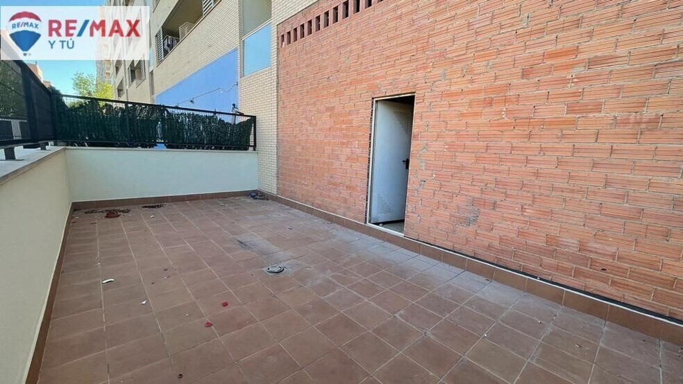 Oficina en Zaragoza, Zaragoza en alquiler - Foto del edificio - Imagen 2 de 6