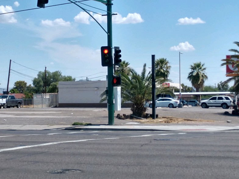 4641 W Indian School Rd, Phoenix, AZ en alquiler - Foto del edificio - Imagen 1 de 3