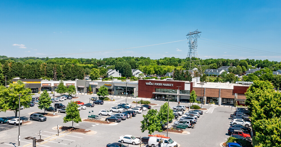 8936 N Pointe Executive Park Dr, Huntersville, NC en alquiler - Foto del edificio - Imagen 3 de 3