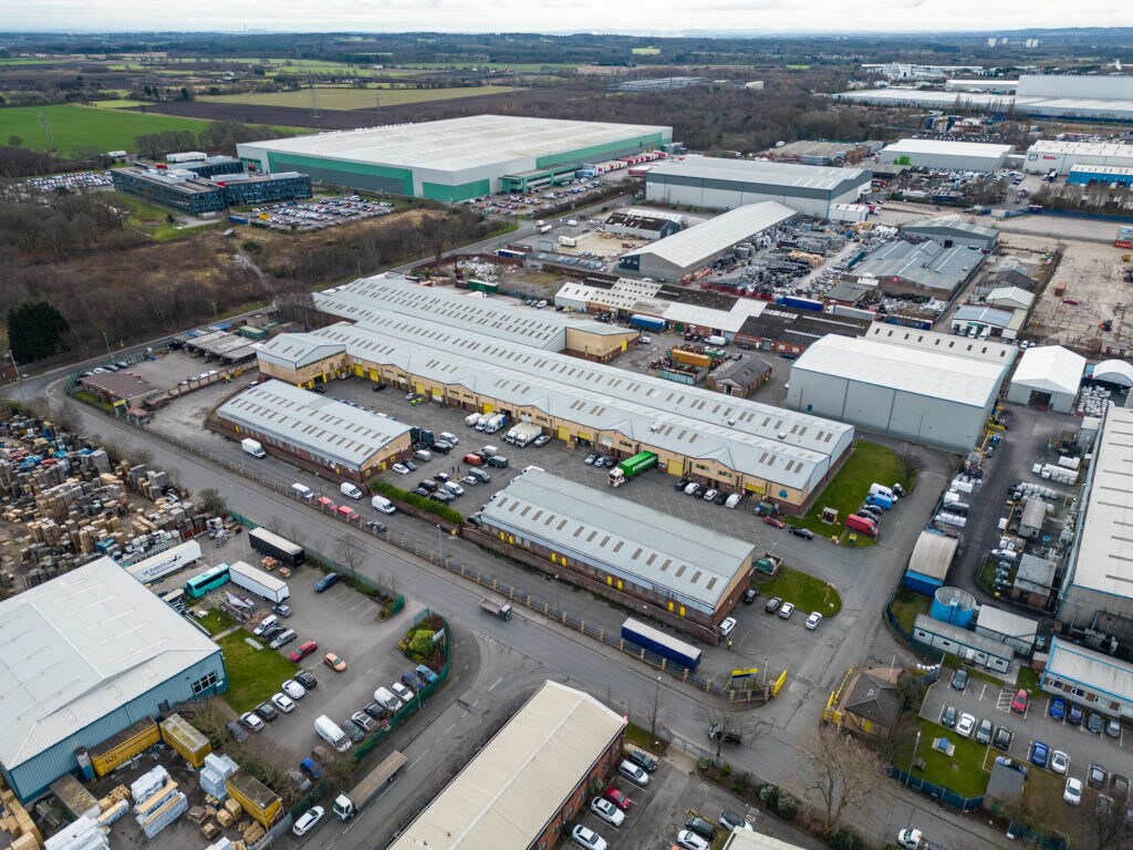 Kirkby Bank Rd, Liverpool en alquiler Foto del edificio- Imagen 1 de 25